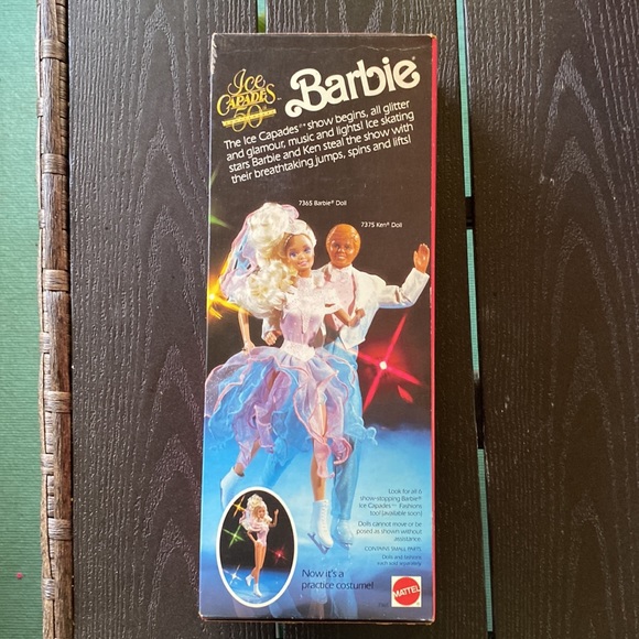 NRFB Vintage 1989 Ice Capades Barbie Doll ⛸ - Picture 6 of 13